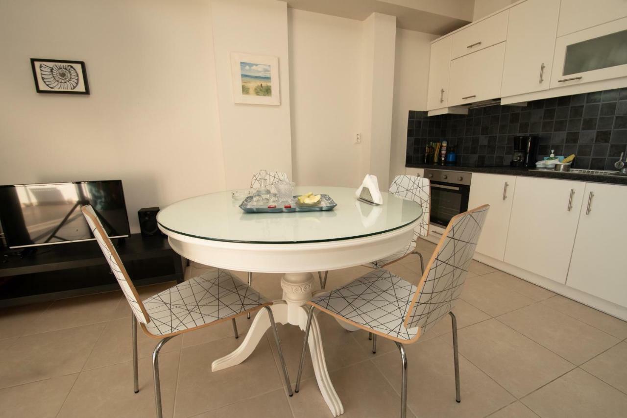 Seaside Apartments-Angela Kali Limenes Bagian luar foto