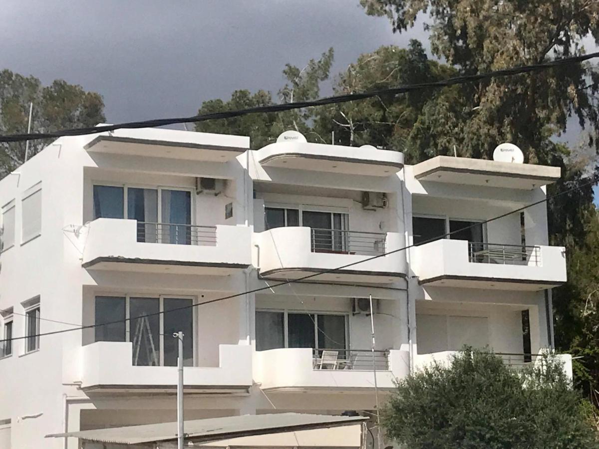 Seaside Apartments-Angela Kali Limenes Bagian luar foto